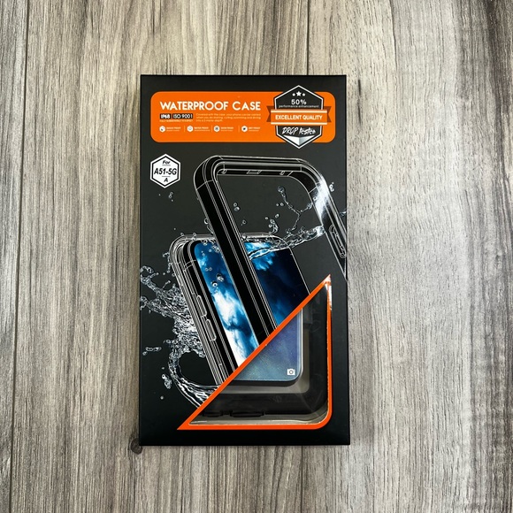 Water proof phone case.Perfect Christmas/birthday gift for parents, or friends - Picture 2 of 4